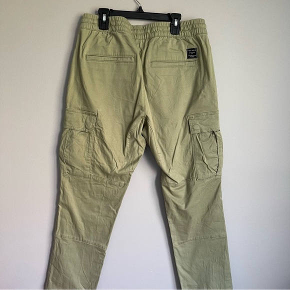 Men’s Pacsun Green Cargo Pants - Picture 3 of 6